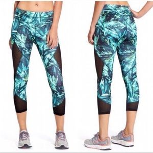 Athleta XS‎ Nepali Mesh Sonar Crop Legging